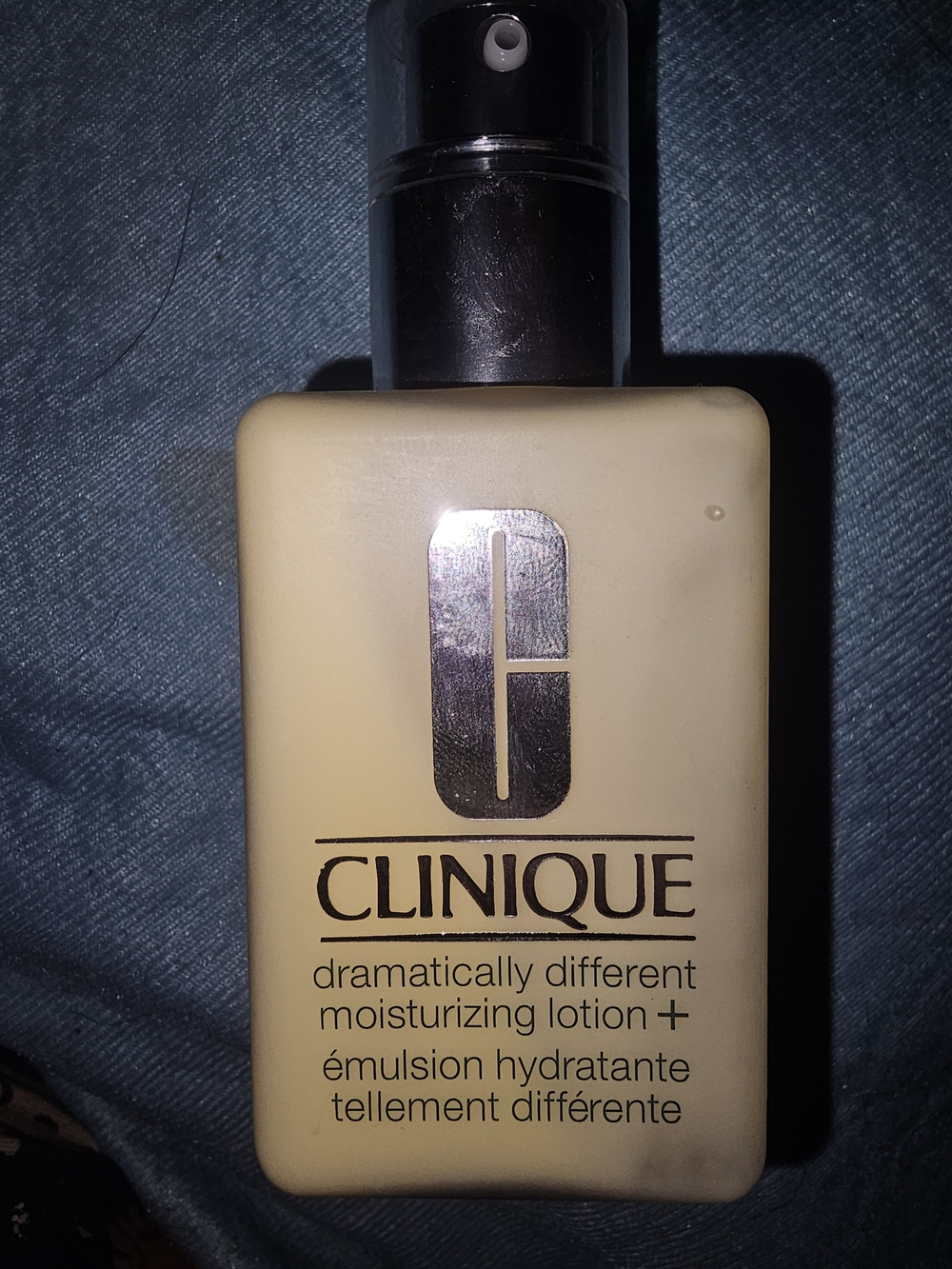 Clinique Dramatically Different Moisturizing Lotion+ — Yellow
